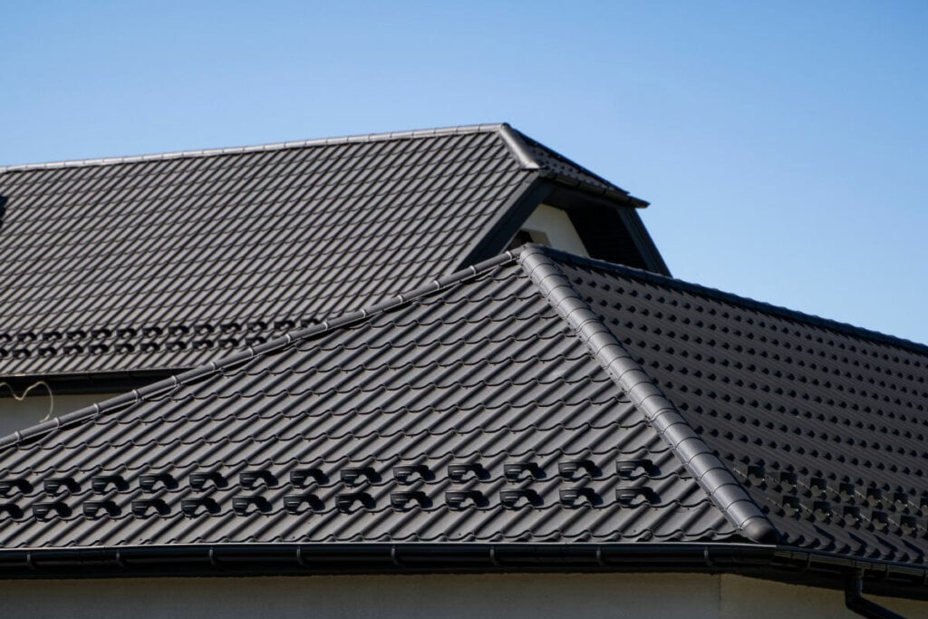How long do tile roofs last