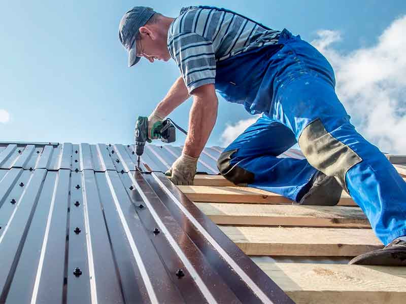 Metal Roofing Contractors